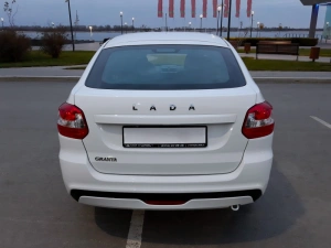 LADA GRANTA (лифтбек)