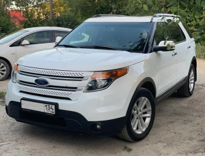 Ford Explorer